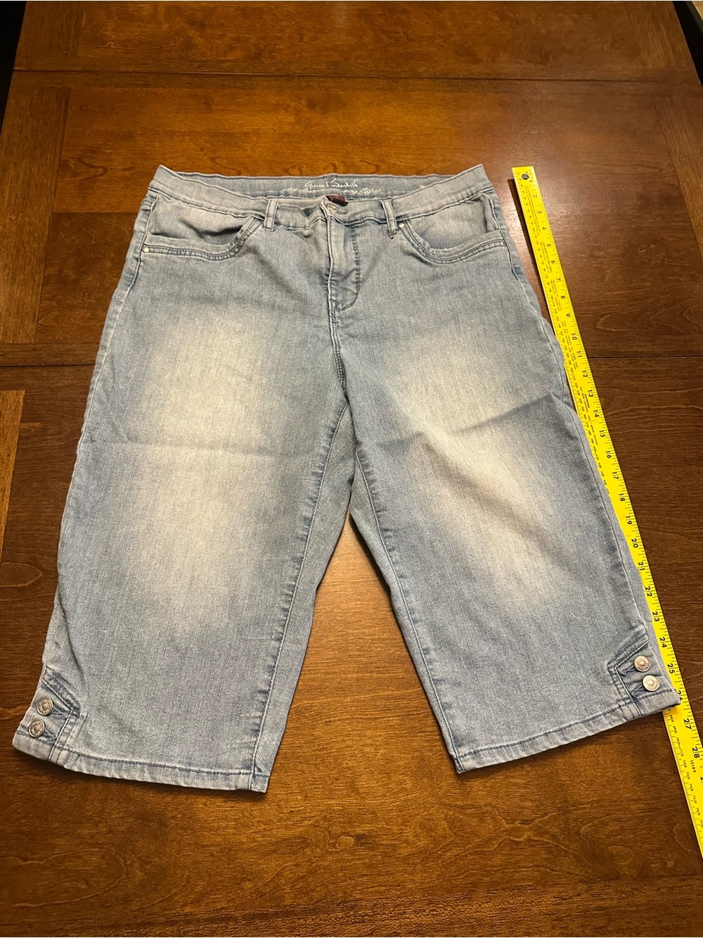 Gloria Vanderbilt Light Blue Denim Bermuda Shorts
